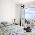Aurora Seaview Apartman