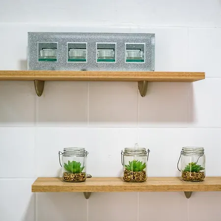 Aurora Seaview Apartament *