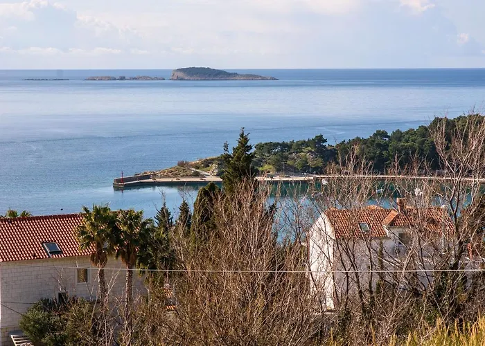 Aurora Seaview