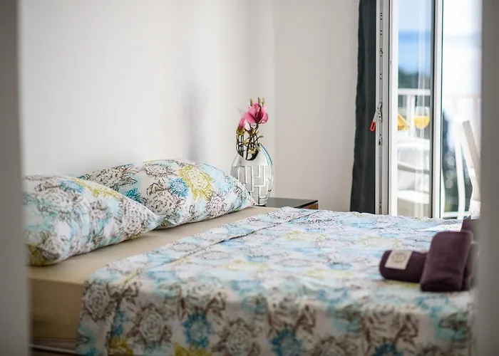 Апартаменты Aurora Seaview