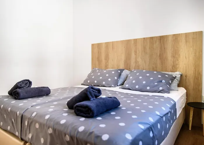 Aurora Seaview Апартаменты