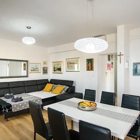 Aurora Seaview Appartement *