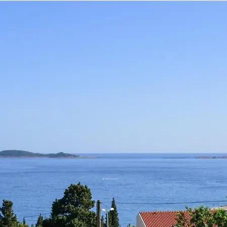 Aurora Seaview Apartman *