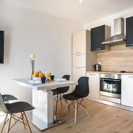 Appartement Aurora Seaview Mlini