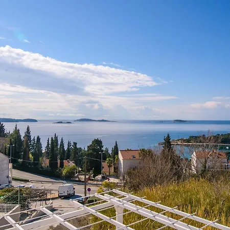 Aurora Seaview