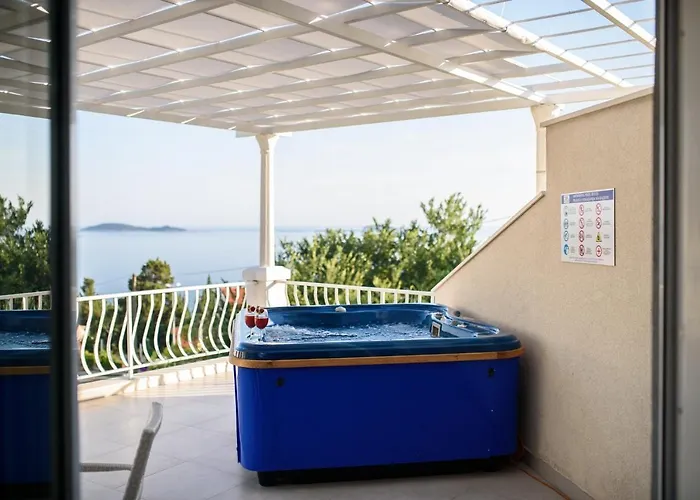 Aurora Seaview * 米利尼