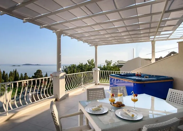 Aurora Seaview * 米利尼