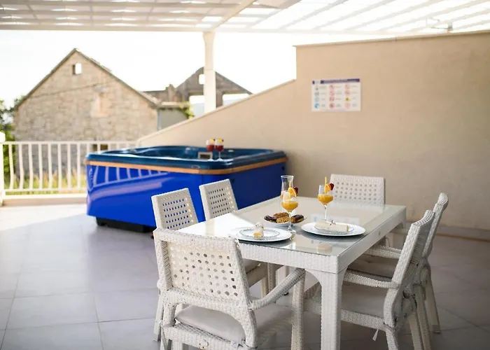 Aurora Seaview * 米利尼