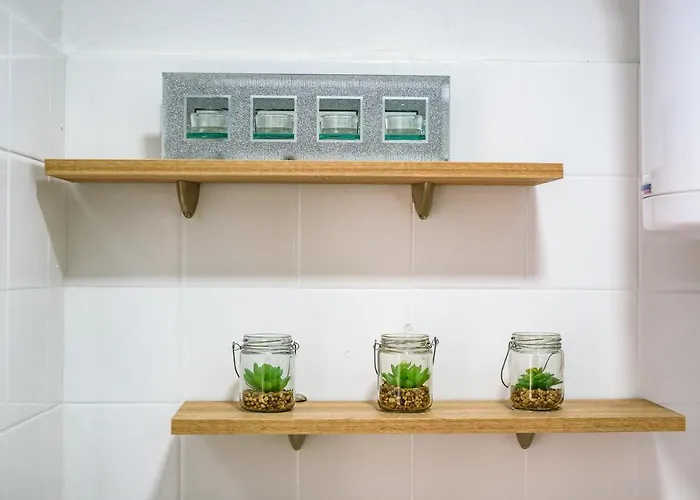 Aurora Seaview 公寓 *